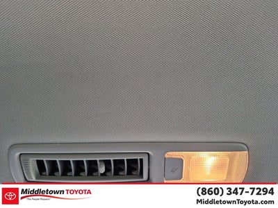 2022 Toyota Sienna LE