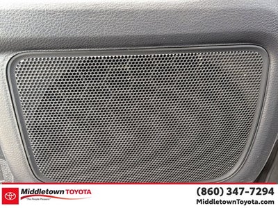2025 Toyota Sienna LE
