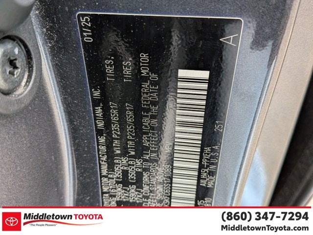 2025 Toyota Sienna LE