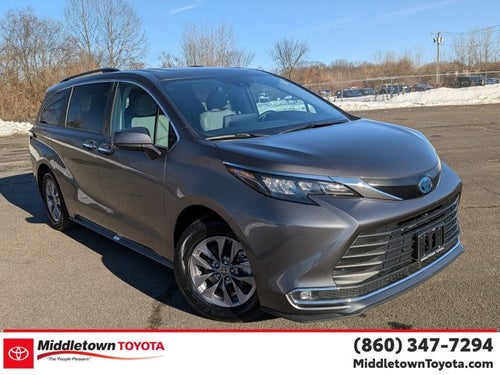 2024 Toyota Sienna XLE