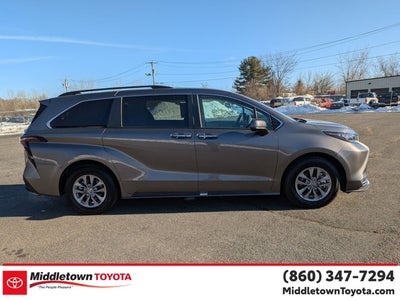 2024 Toyota Sienna XLE