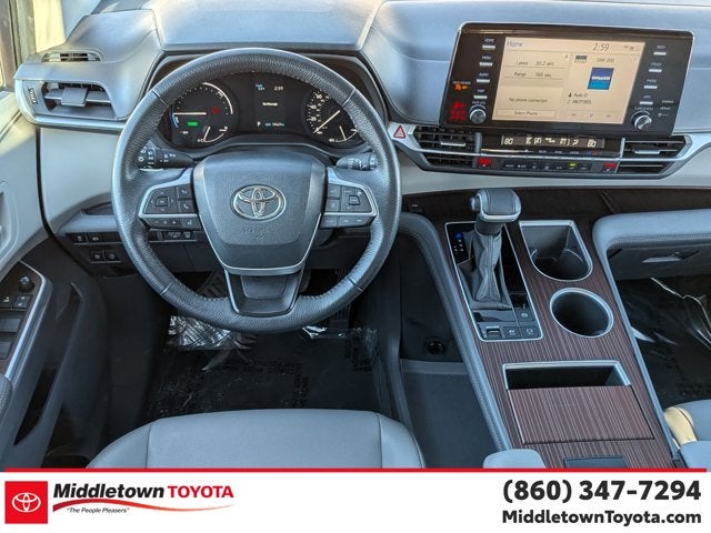 2024 Toyota Sienna XLE