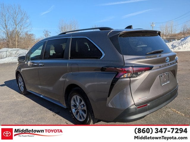 2024 Toyota Sienna XLE
