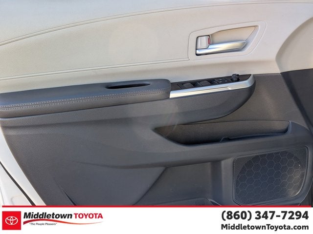 2024 Toyota Sienna XLE