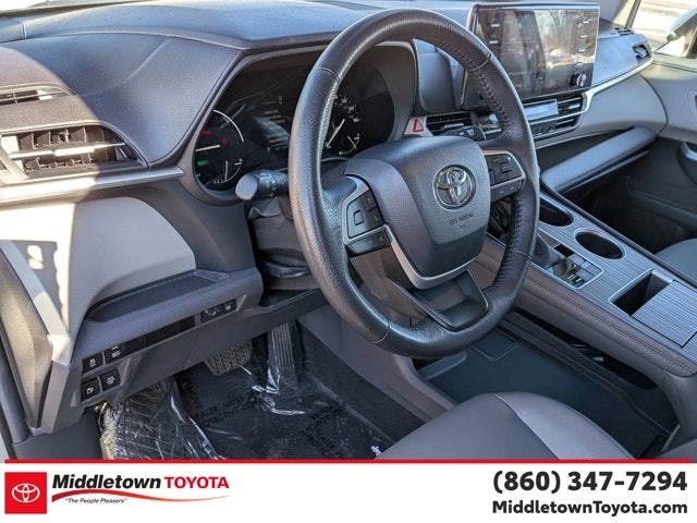 2024 Toyota Sienna XLE