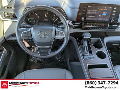 2024 Toyota Sienna XLE