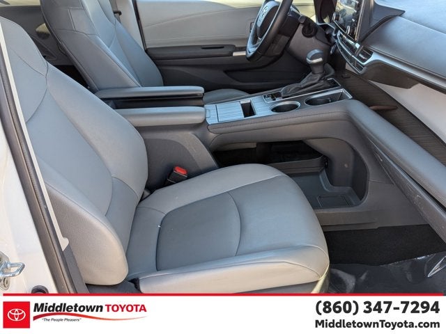2024 Toyota Sienna XLE