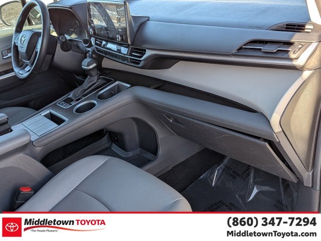 2024 Toyota Sienna XLE