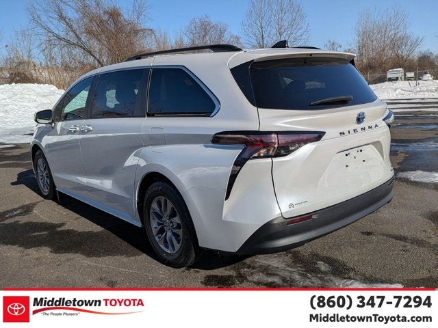 2024 Toyota Sienna XLE