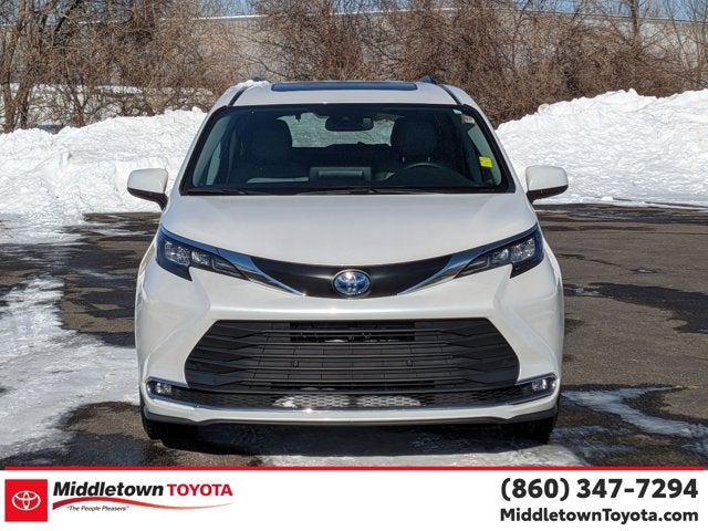 2024 Toyota Sienna XLE