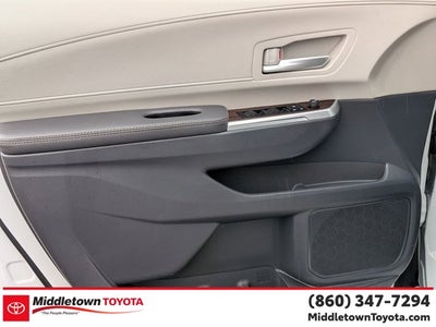 2024 Toyota Sienna XLE