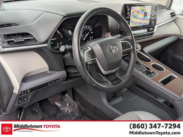 2024 Toyota Sienna XLE