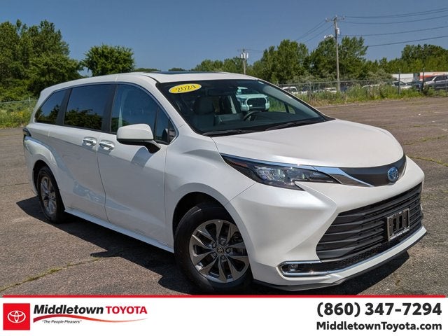 2024 Toyota Sienna XLE