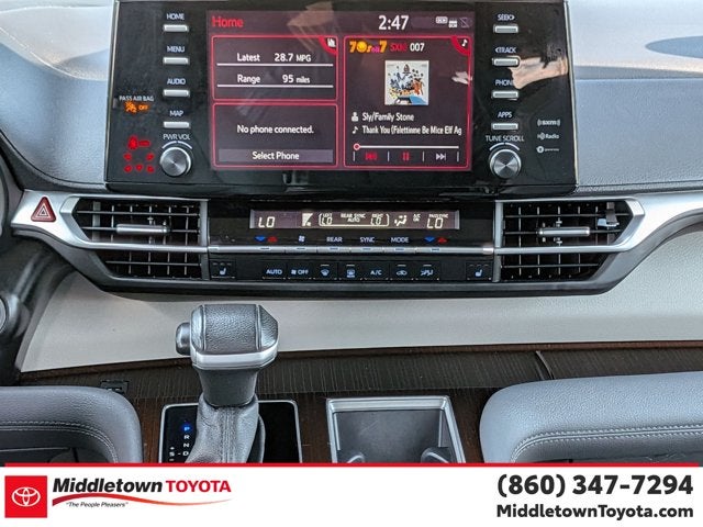 2024 Toyota Sienna XLE