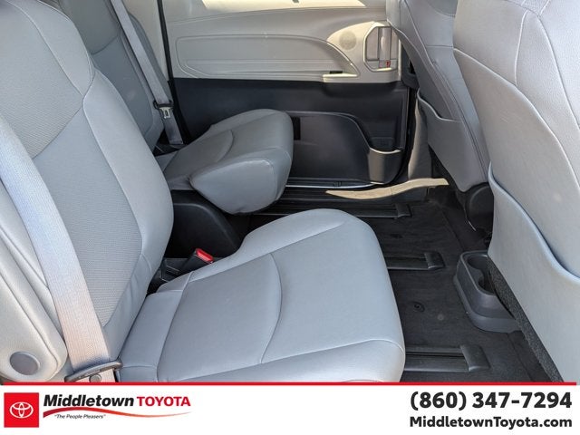 2024 Toyota Sienna XLE