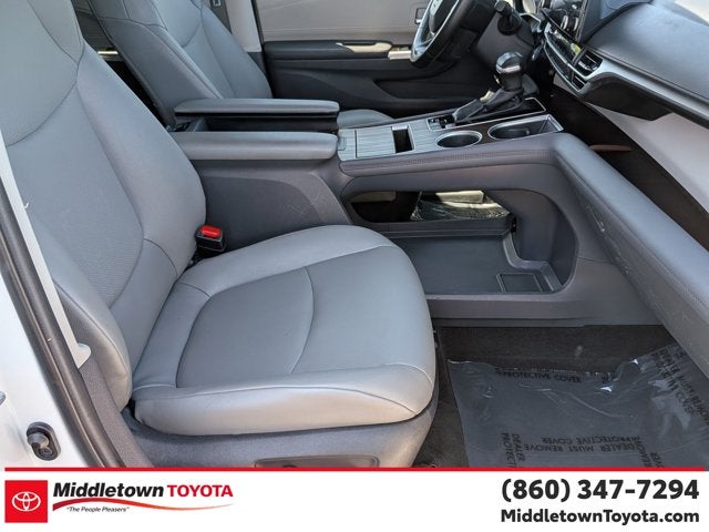 2024 Toyota Sienna XLE