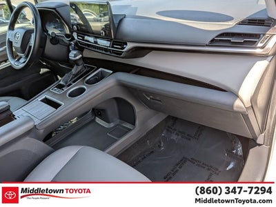 2024 Toyota Sienna XLE