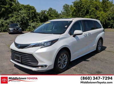 2024 Toyota Sienna XLE