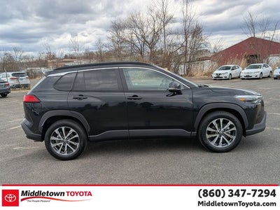 2025 Toyota Corolla Cross XLE