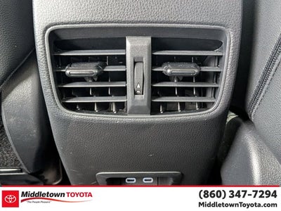 2025 Toyota Corolla Cross XLE