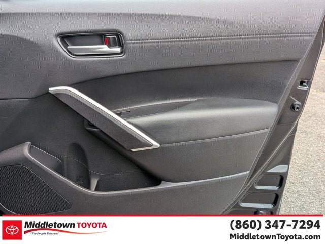 2025 Toyota Corolla Cross XLE