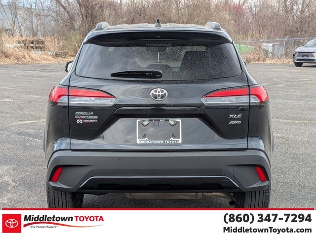 2025 Toyota Corolla Cross XLE