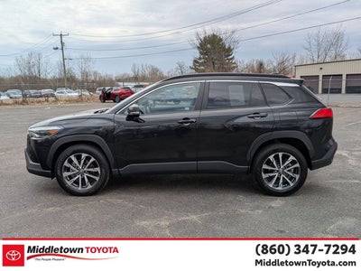 2025 Toyota Corolla Cross XLE