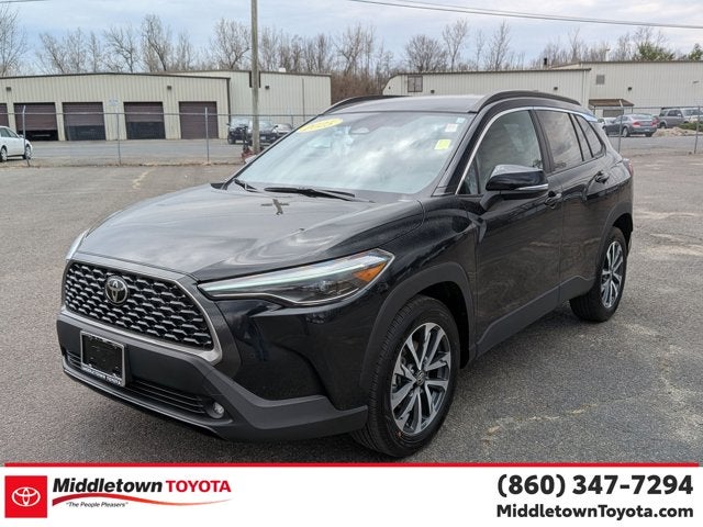 2025 Toyota Corolla Cross XLE