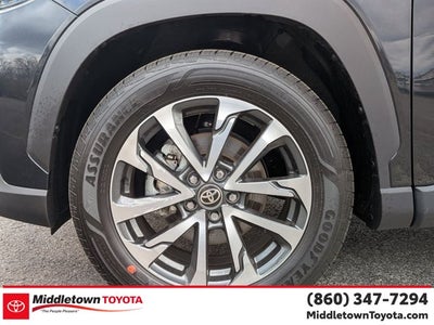 2025 Toyota Corolla Cross XLE