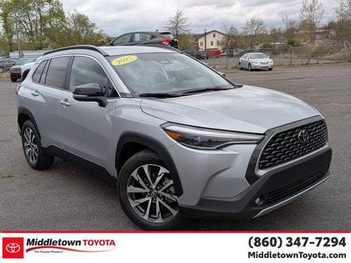 2025 Toyota Corolla Cross XLE