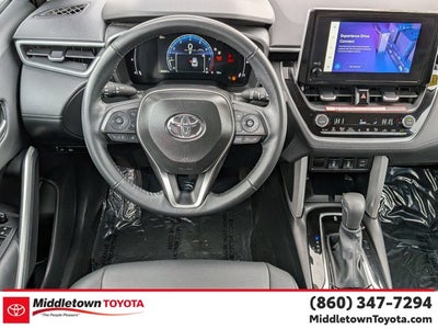 2025 Toyota Corolla Cross XLE