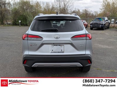 2025 Toyota Corolla Cross XLE