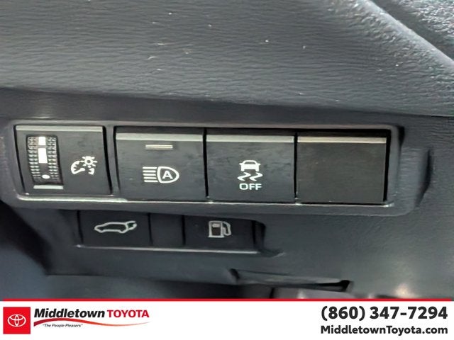 2024 Toyota Corolla Cross Hybrid XSE