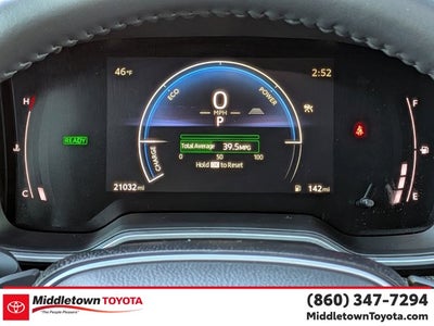 2024 Toyota Corolla Cross Hybrid XSE