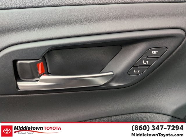 2023 Toyota Crown Platinum