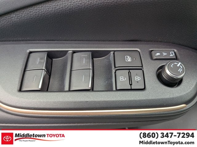 2023 Toyota Crown Platinum