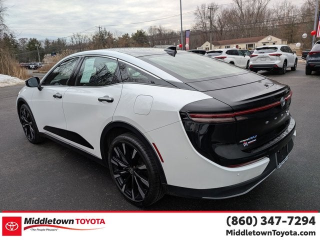 2023 Toyota Crown Platinum