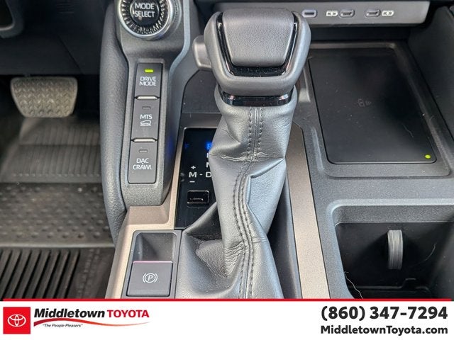2025 Toyota Land Cruiser Premium