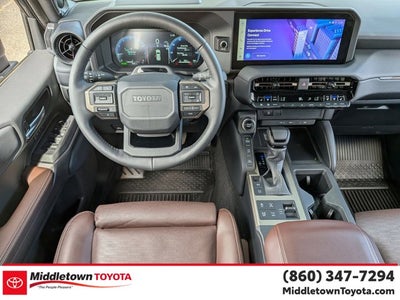 2025 Toyota Land Cruiser Premium