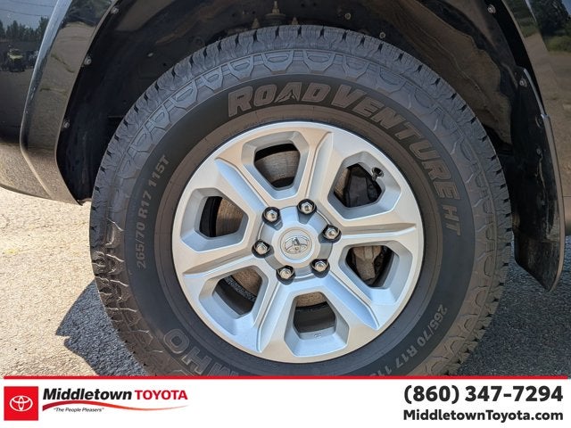 2024 Toyota 4Runner SR5