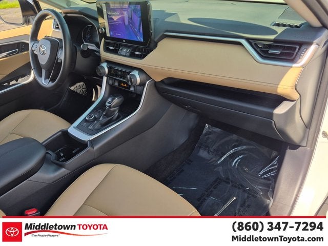 2023 Toyota RAV4 Hybrid XLE Premium