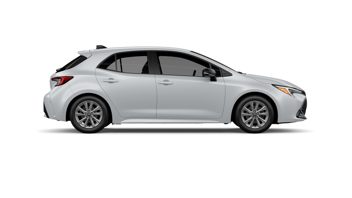 2027 Toyota Corolla Hatchback SE